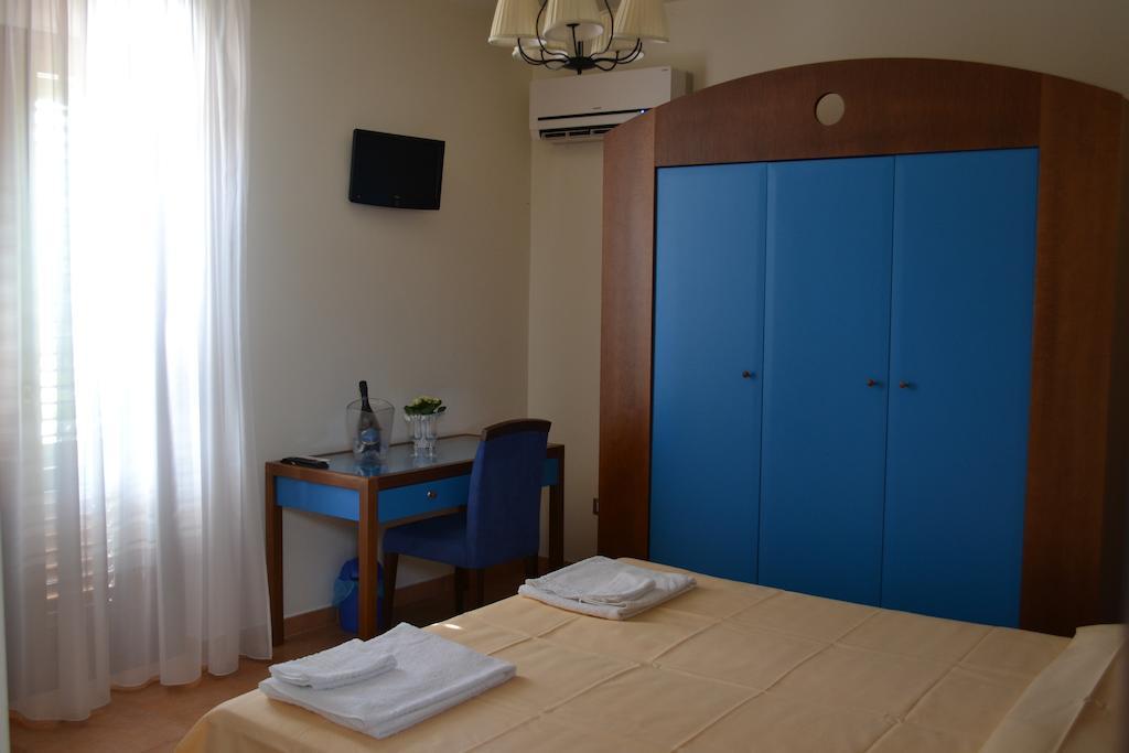 Agriturismo Tenute Pollara Roccamena Værelse billede