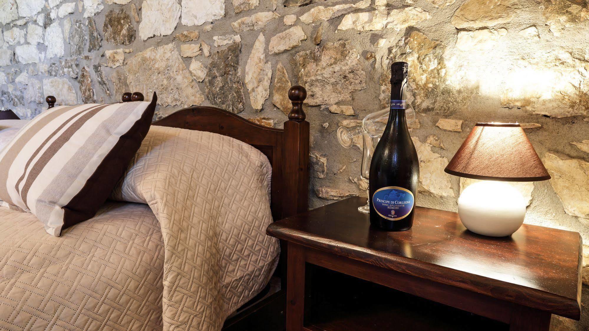 Agriturismo Tenute Pollara Roccamena Eksteriør billede